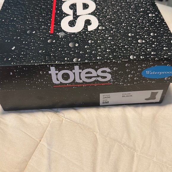 totes boot size 8M excellent condition style jade - Picture 2 of 7